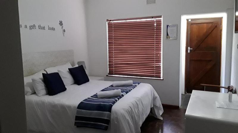 12 On Beach Guest House Saldanha Bay المظهر الخارجي الصورة
