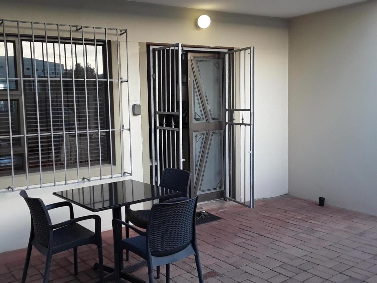 12 On Beach Guest House Saldanha Bay المظهر الخارجي الصورة