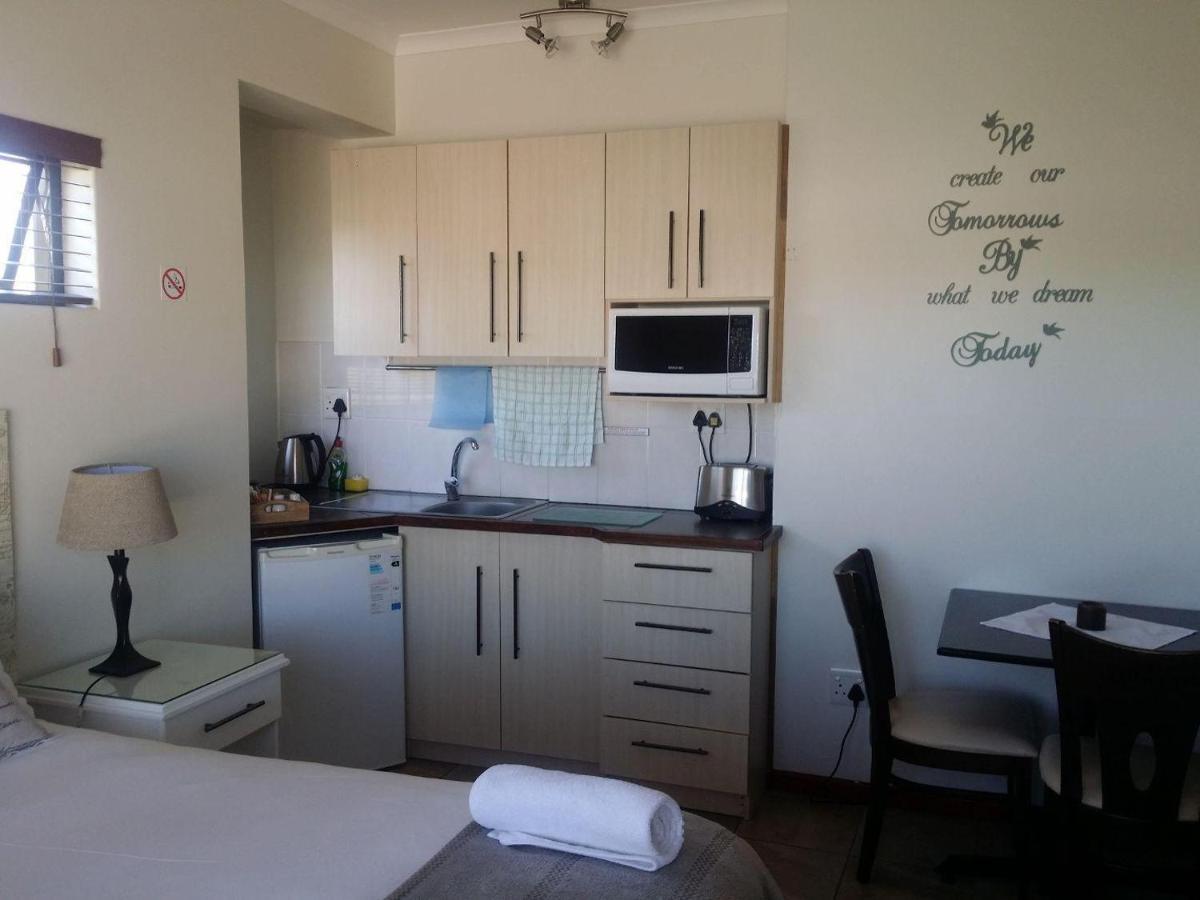 12 On Beach Guest House Saldanha Bay المظهر الخارجي الصورة