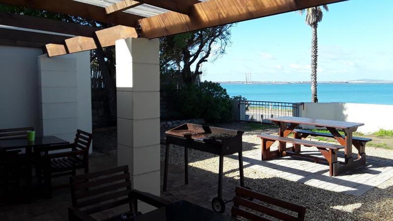 12 On Beach Guest House Saldanha Bay المظهر الخارجي الصورة