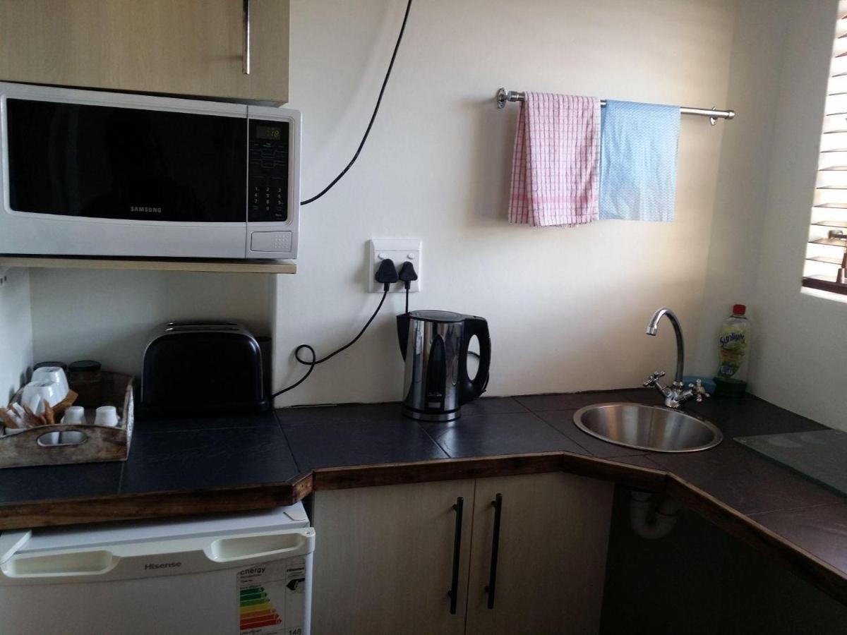 12 On Beach Guest House Saldanha Bay المظهر الخارجي الصورة
