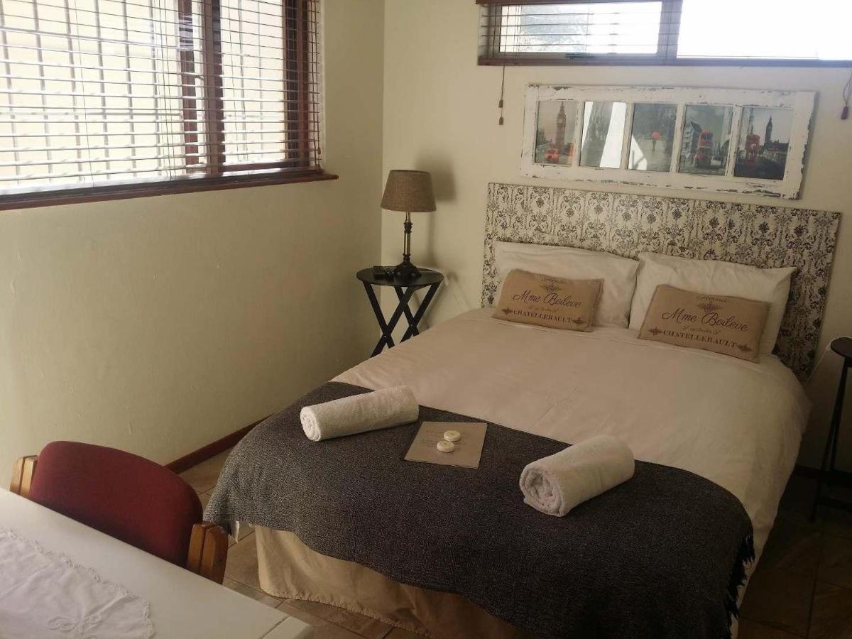 12 On Beach Guest House Saldanha Bay المظهر الخارجي الصورة