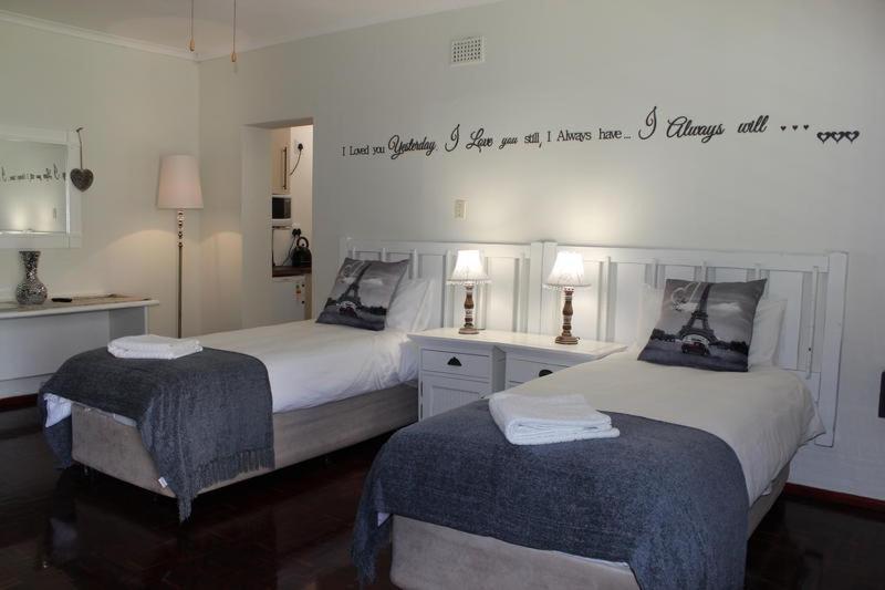 12 On Beach Guest House Saldanha Bay المظهر الخارجي الصورة